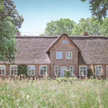 Friesenhof Benen Diken - Luette Deern Tetenbull